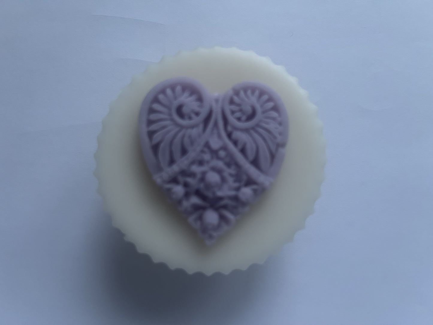 Heart Muffin Melts Magnolia & Raspberry Blush