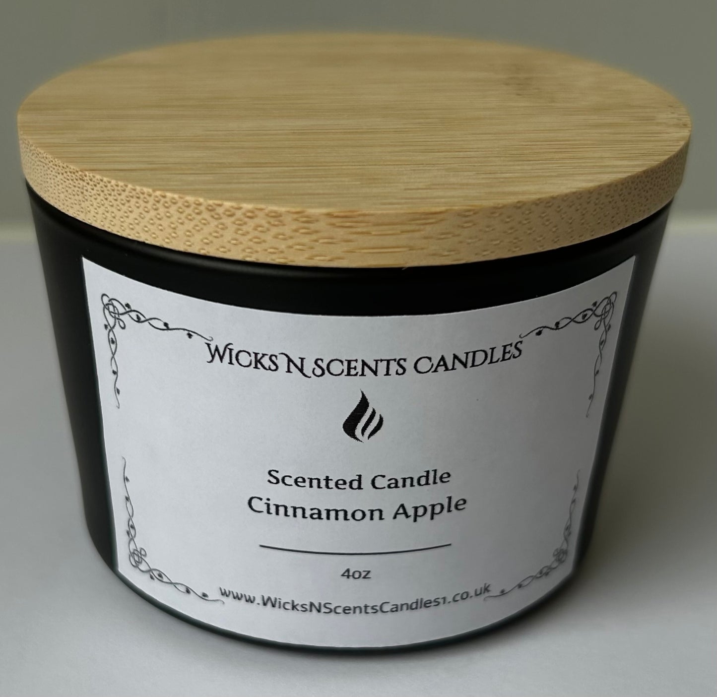 4oz Jar Candles Cinnamon Apple
